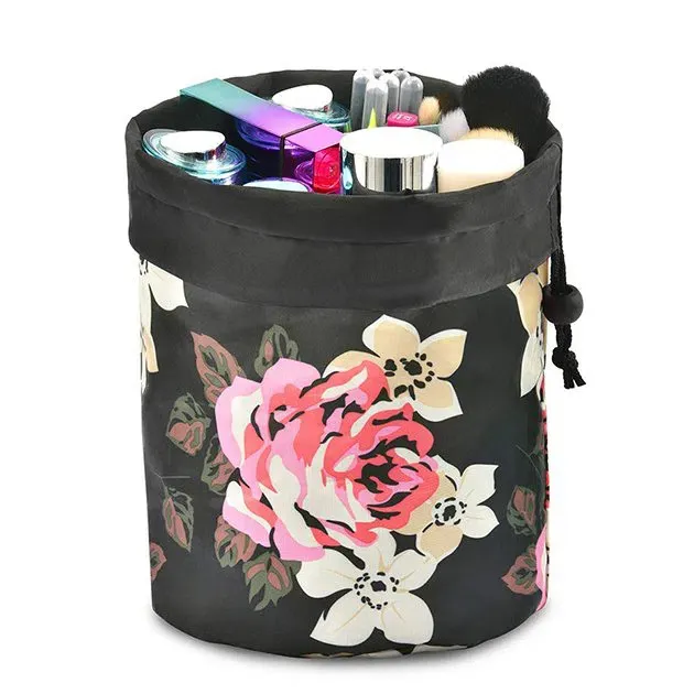 Ko'p funktsiyali sayohat bo'yanish sumkalari